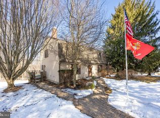 906 Heather Ln, Phoenixville, PA 19460