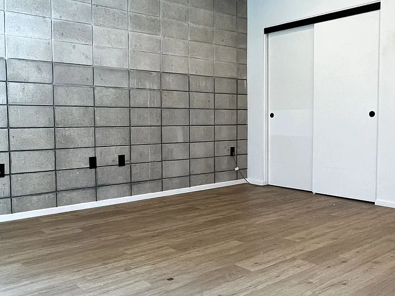 Secoya Apartments — Photo 23