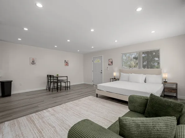 2231 N Niagara St, Burbank, CA