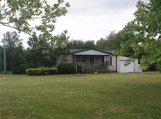 1158 Dodgetown Rd, Walnut Cove, NC 27052