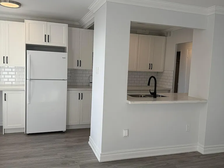 2663 Lake Shore Blvd W #606 — Photo 19