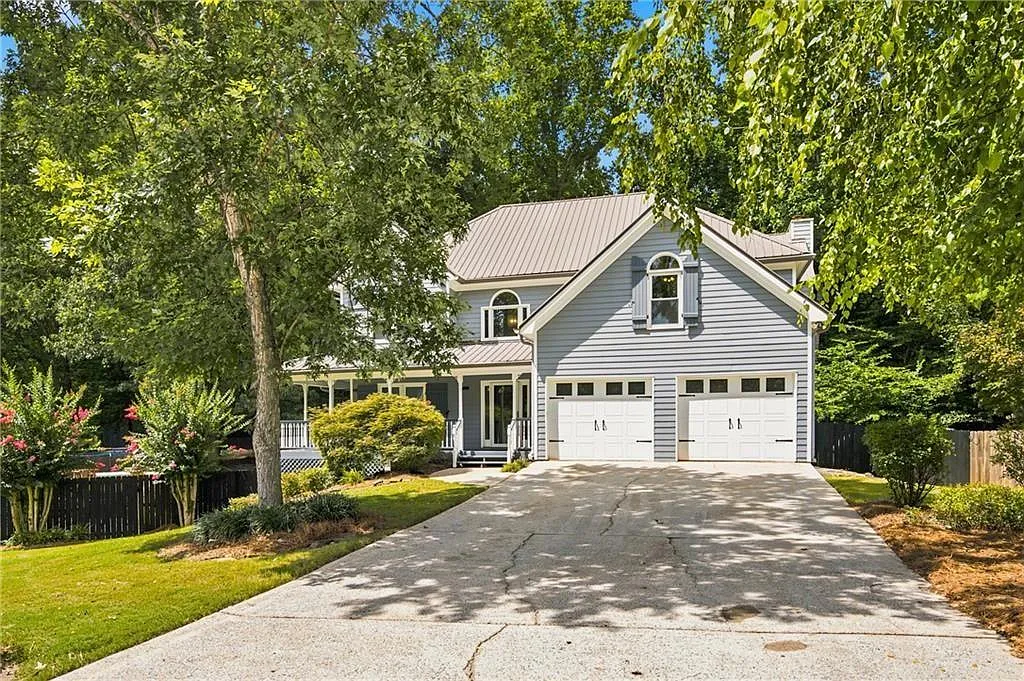 4 bed, 3.5 bath, 3446 sqft, $3,850 — Photo 2