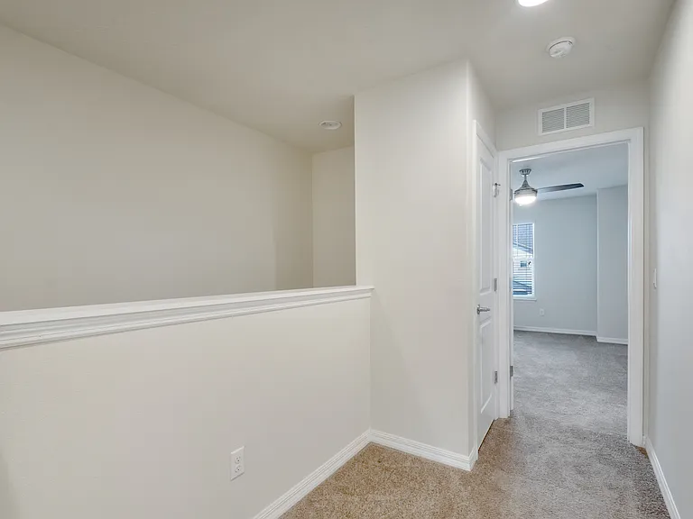 5118 Caspian St — Photo 14