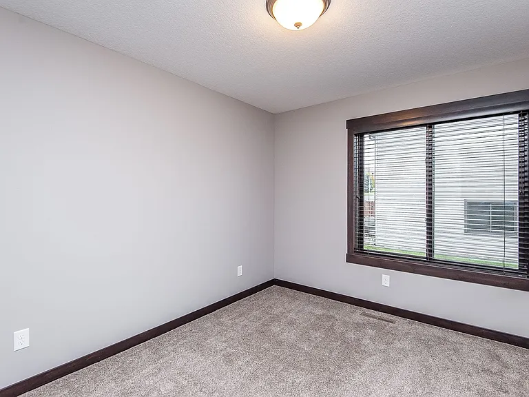 3218 Portage Cir NW — Photo 52