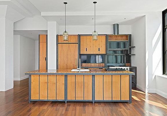 3rd image of 143 Reade St APT 7C