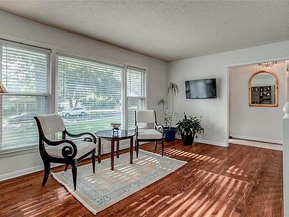 4th image of 8112 Dearborn Dr