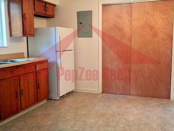 3rd image of 930 N 11th St APT E