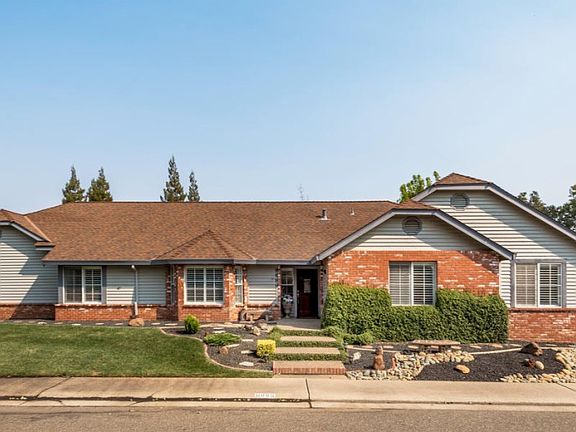 5th image of 8889 Glori Dawn Dr