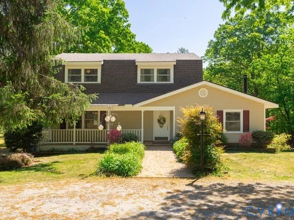 8901 Green St, Amelia Court House, VA 23002