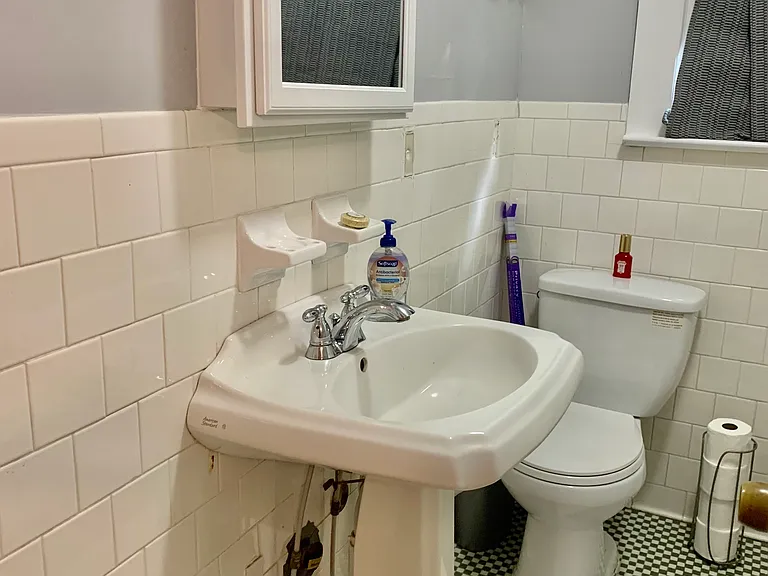 1039 Riviera St — Photo 39