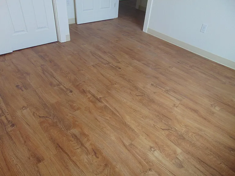 623 Zuni St — Photo 15