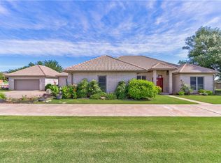 3801 Darril Rd, Edmond, OK 73025