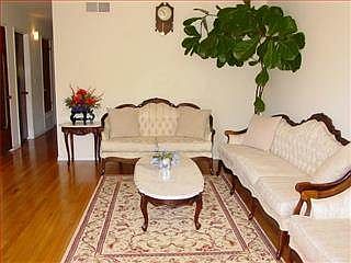 3rd image of 1241 Somerset Dr