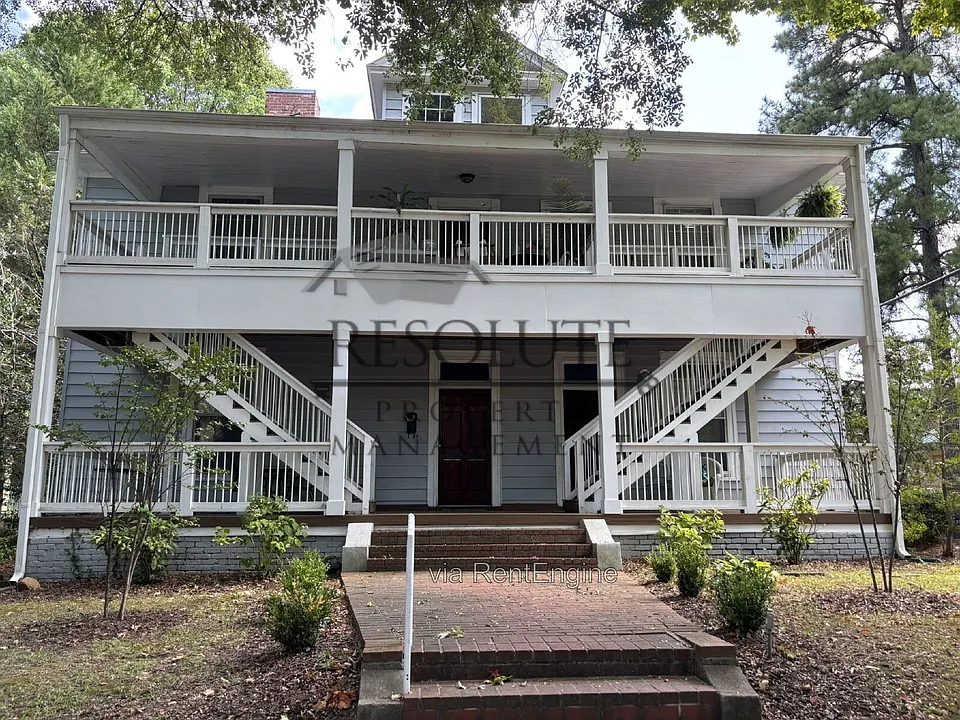 118 Forest Rd