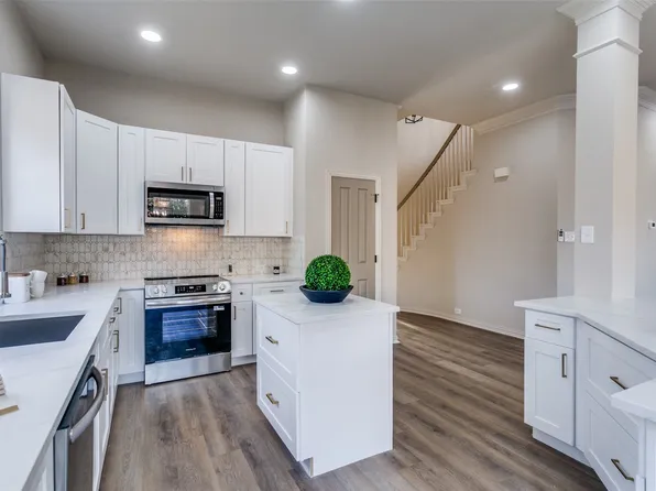 3501 Maplewood Ct, Bedford, TX 76021