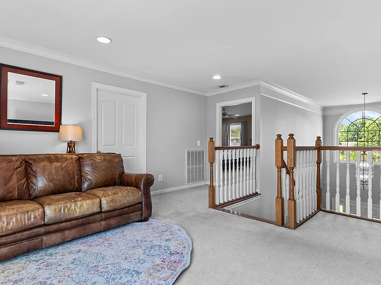1210 Auxford Ave — Photo 34