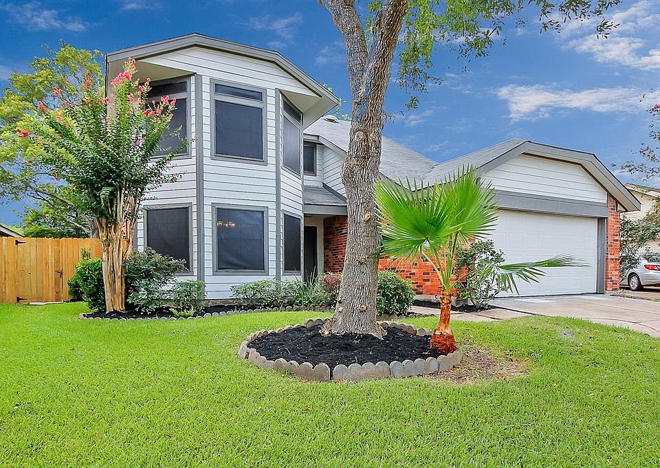 1st image of 12711 Skyknoll Ln