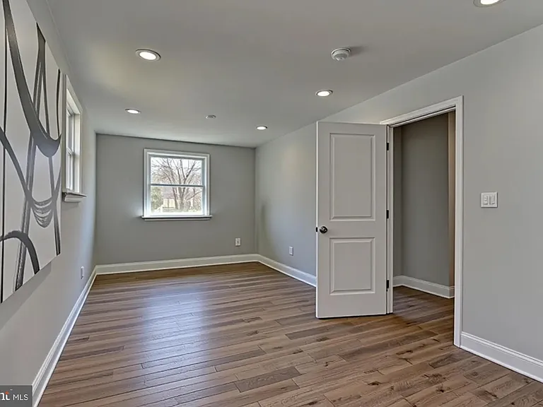 415 Ritchie Pkwy — Photo 14