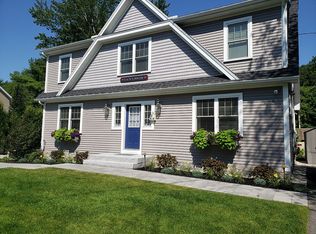 64 Agamenticus Rd, Ogunquit, ME 03907