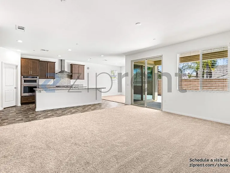 29695 Courage Ct — Photo 4