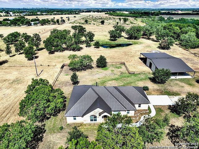 10072 FM 775, La Vernia, TX 78121 | MLS #1705633 | Zillow