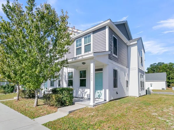 3985 Four Poles Park Dr, North Charleston, SC 29405