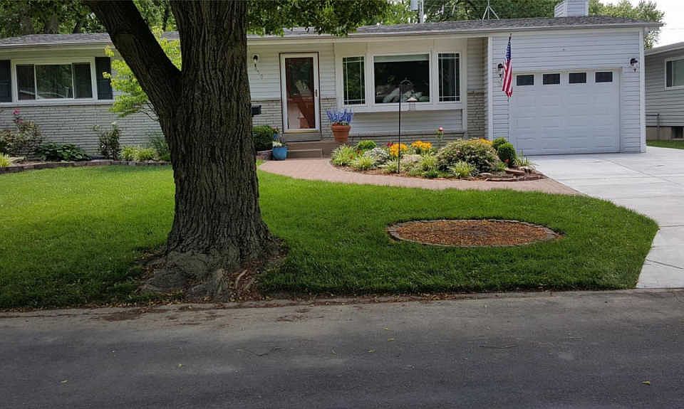 1st image of 830 Borgia Ln