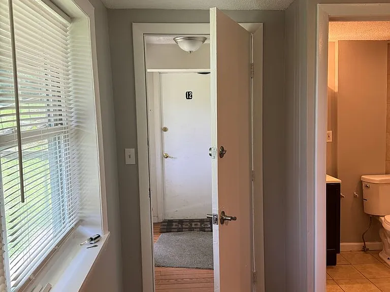 59 College Hwy #13 — Photo 2