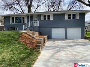 10933 Olin Ave, Omaha, NE 68144