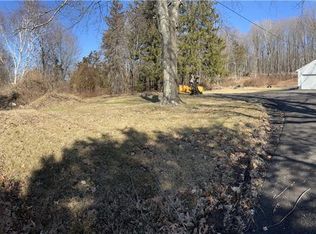 878 Saybrook Rd, Middletown, CT 06457