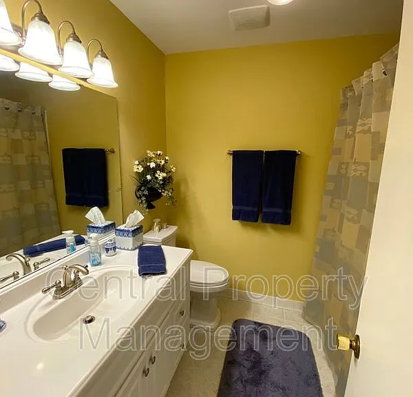 4724 Coach Hill Dr — Photo 38