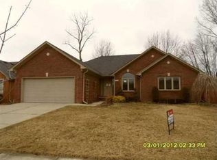53795 Meadow View Ln, New Baltimore, MI 48047