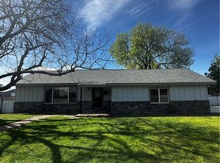 736 8th St, Orland, CA