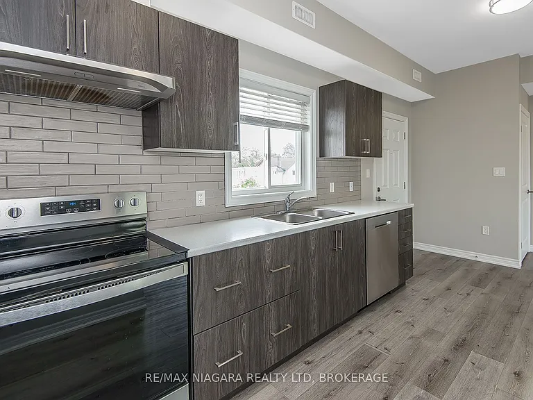 29 Afton Ave — Photo 3