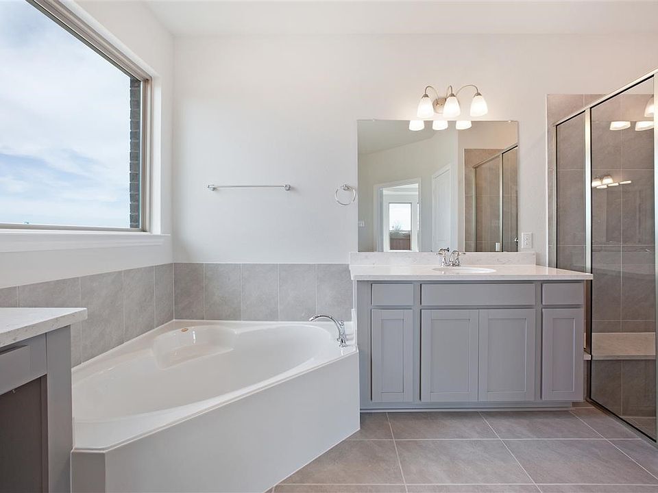 1st image of 2101 Algardi Dr