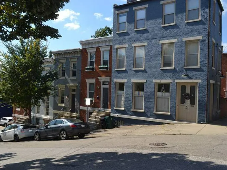 1619 Mansfield St — Photo 2