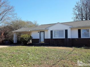 3 Berea Dr, Greenville, SC 29617