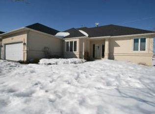 1440 Windsor Ln, Shakopee, MN 55379