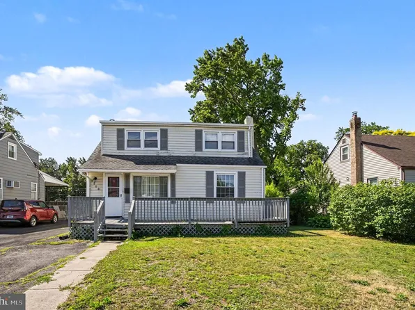 3508 Carnarvon Ave, Bristol, PA 19007