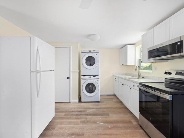 131 Captain Ave #1