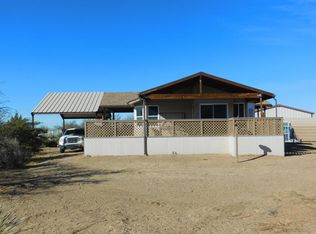 3988 E Moonlight Rd, Willcox, AZ 85643