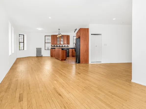 33 Convent Avenue image 9 of 30