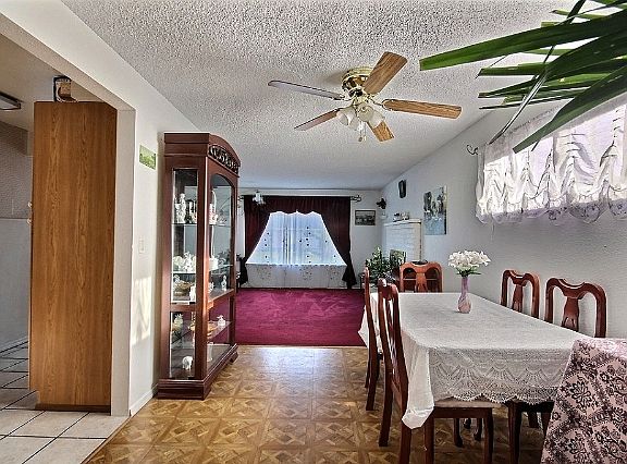 4th image of 5605 N 47th St