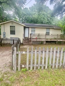 397 E Burdick Ave, Defuniak Springs, FL, 32433