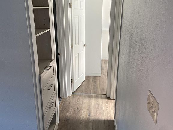 5th image of 821 N Fanning Ave #1