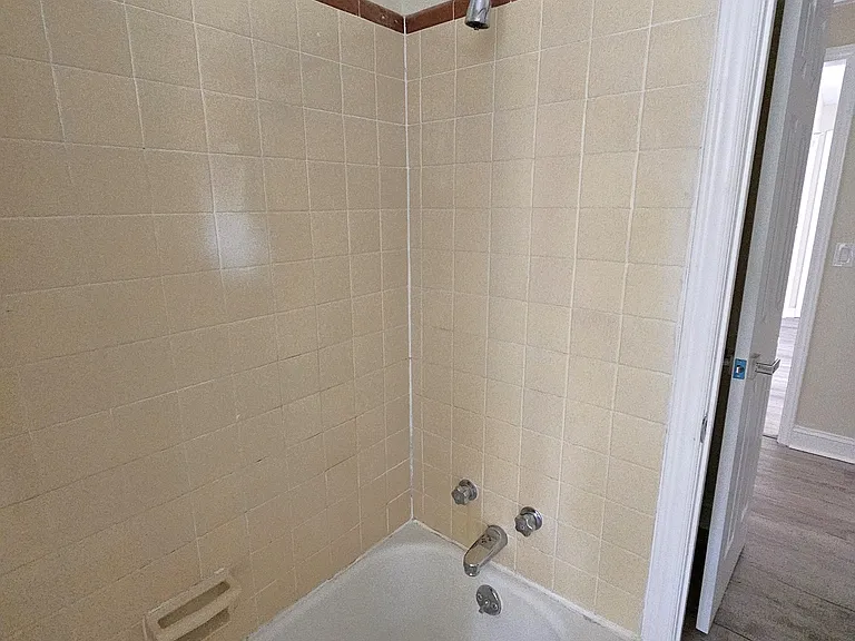 609 Memorial Drive Ext — Photo 22