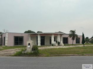 105 Reina Esther Dr, Brownsville, TX 78521