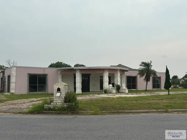 105 Reina Esther Dr, Brownsville, TX 78521