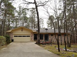 10 Pyrenees Ln, Hot Springs, AR 71909