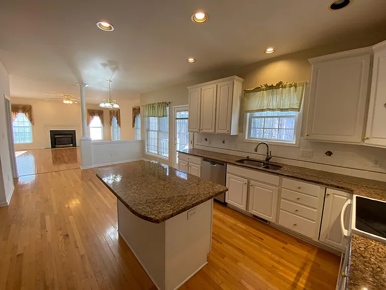 412 Riggsbee Farm Dr — Photo 7